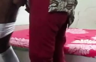 制服を着た校長を持つ学生, 北野 翔太 動画