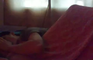アジアの十代は、ハローを押すために急いで急いでいます 大人 えっち 動画