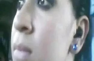 彼は目を覚まし、すぐに大きなハード吸引を得るために彼の口の中で降伏しました 女性 の ため の 無料 エッチ 動画