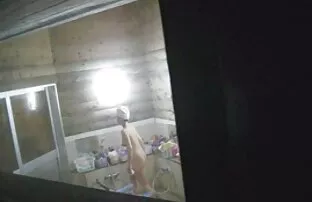 二つの女の子と男の性いたずら 大人 女性 エロ 動画